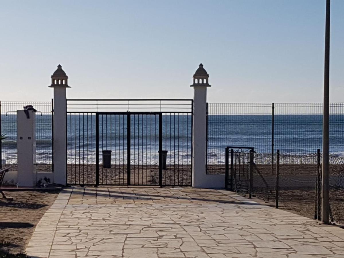 Apartamento En Primera Linea De Vera Playa Naturista! Esterno foto