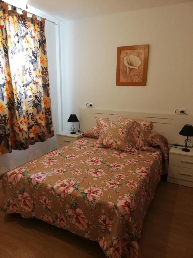 Apartamento En Primera Linea De Vera Playa Naturista! Esterno foto